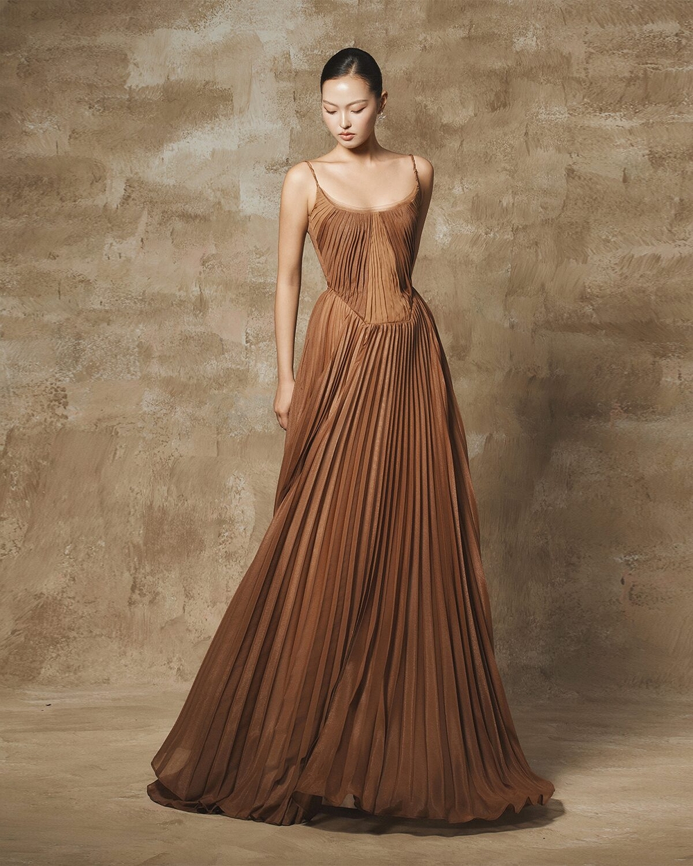 SOLI DRESS - DEEP BROWN