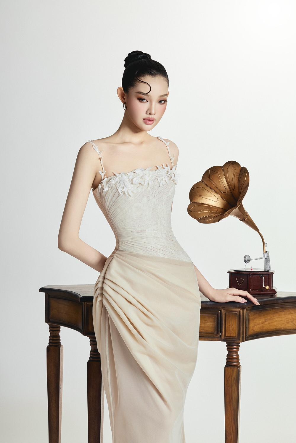 LOREN DRESS