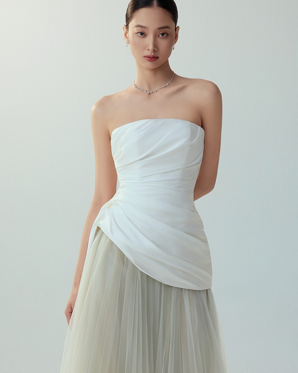LUNE DRESS - WHITE FOGGY GRAY