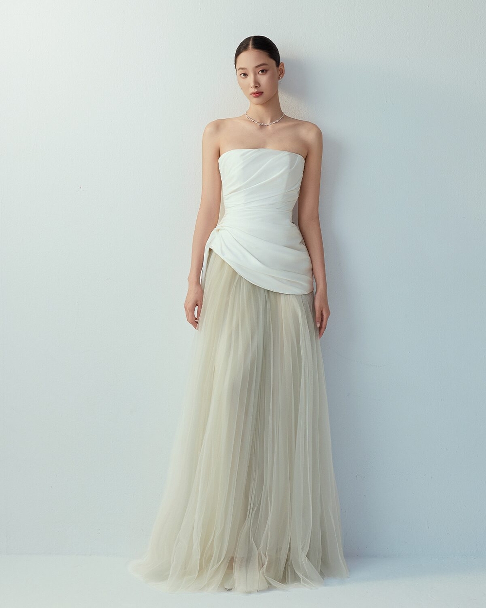 LUNE DRESS - WHITE FOGGY GRAY